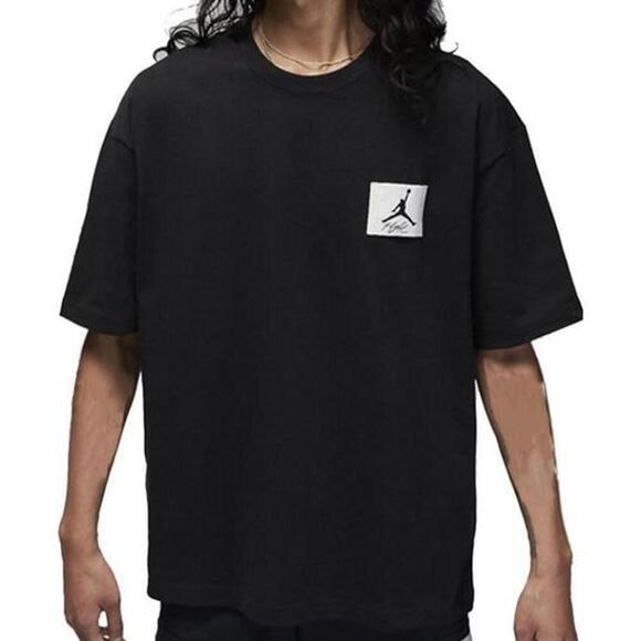 Men’s Nike Jordan Flight Heritage T-Shirt Black M DZ7314-010 NWT Jumpman Logo - Picture 1 of 9